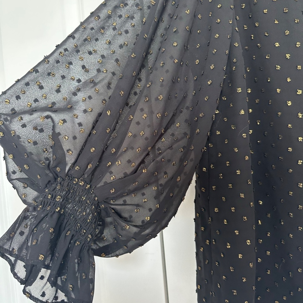 Vince Camuto Black and Gold Dot Balloon Sleeve Flowy Blouse Size L